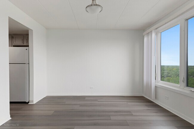 Photo - 1 Renaissance Pl