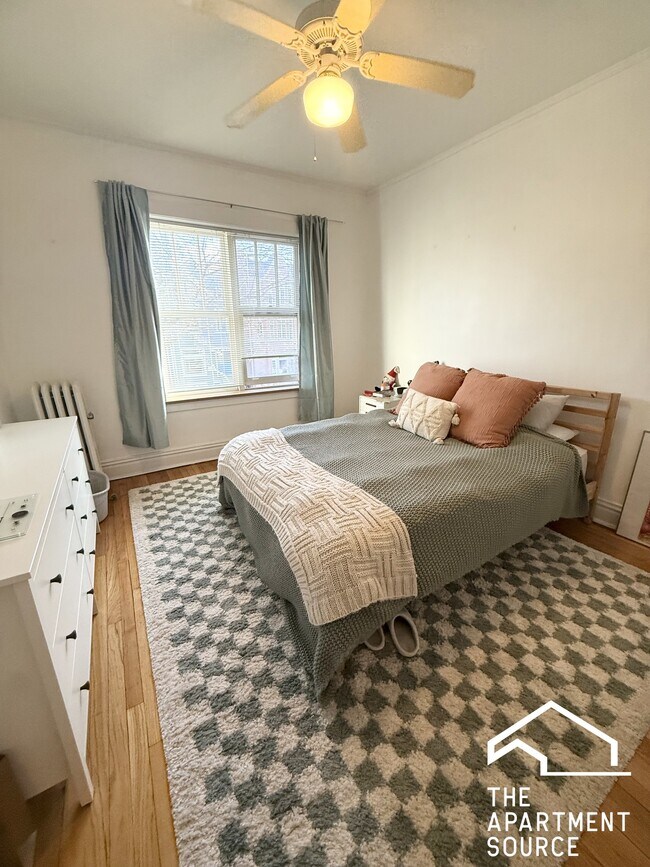 Photo - 822 W Wrightwood Ave Unit 2