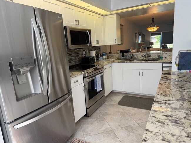 Photo - 880 Bird Bay Dr W Unit 105