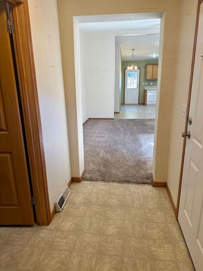 Photo - 3 Bed 2 Bath Duplex in Milliken with Overs...