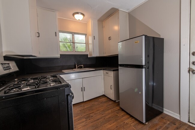 Photo - 7110 McHenry St Unit B-TOP