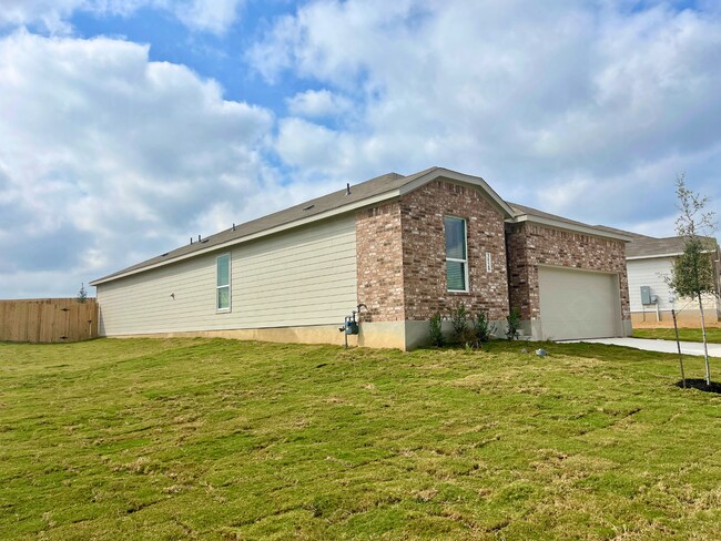 Photo - 8923 Military Dr W