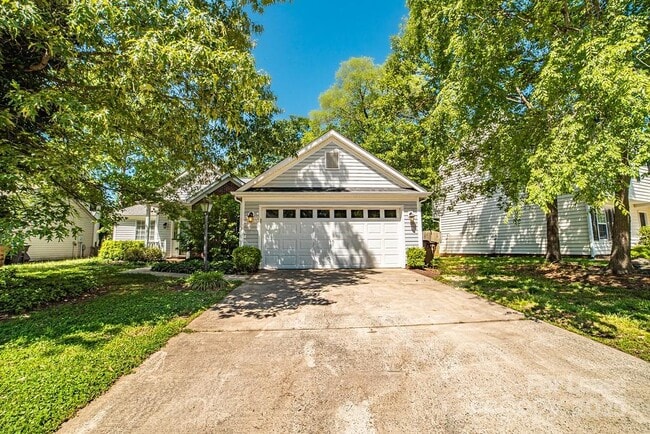 Photo - 3503 Brooktree Ln