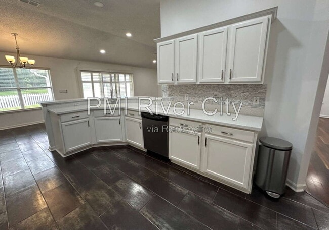 13951 Summer Breeze Dr