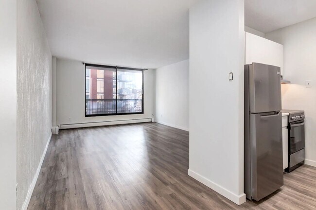 Building Photo - Westside Apartments