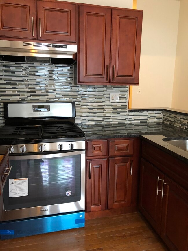 Photo - 404 South St Unit 3