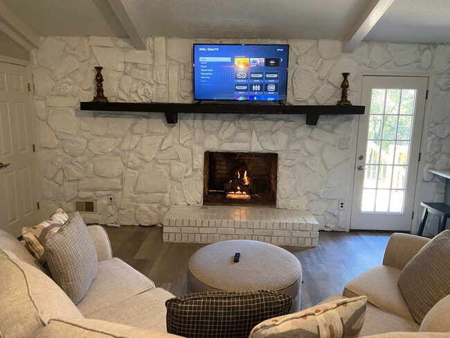 Photo - 305 Red Bird Way Unidad ID1289334P