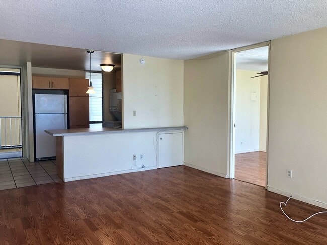 Building Photo - 95-2048-2048 Waikalani Pl