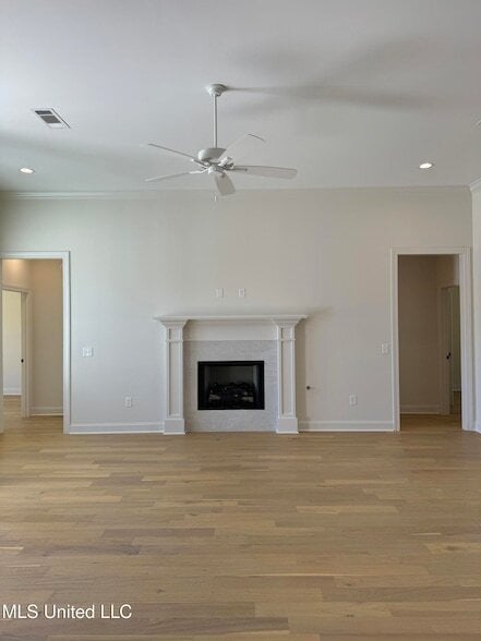 Photo - 412 Butternut Dr