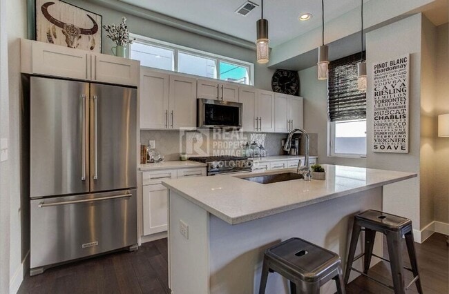 Photo - 2815 W 25th Ave