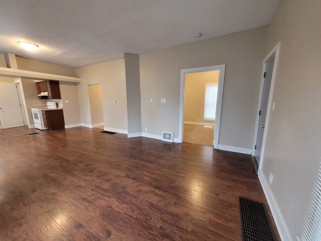 Photo - 2 Bedroom, 1 Bathroom home with front porch and fenced yard!