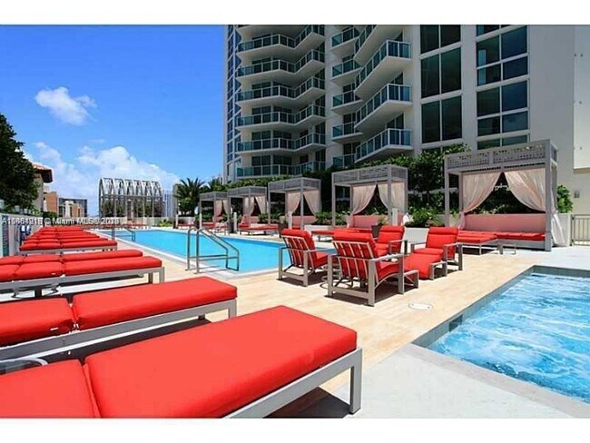 Photo - 200 Sunny Isles Blvd Unit #7-204