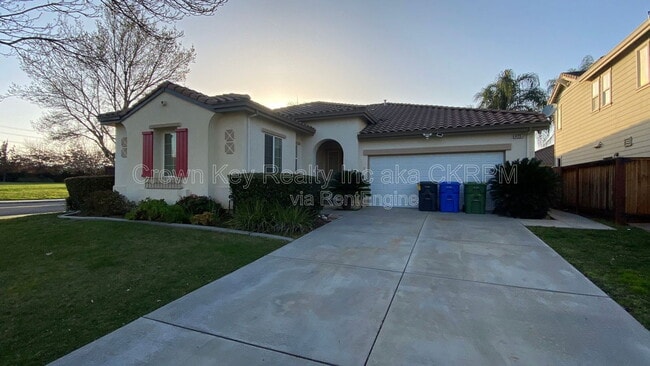 Building Photo - 4725 Dandelion Loop