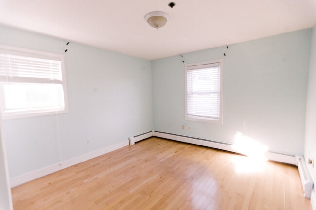 Photo - 184 Bunker Hill St Unidad 8