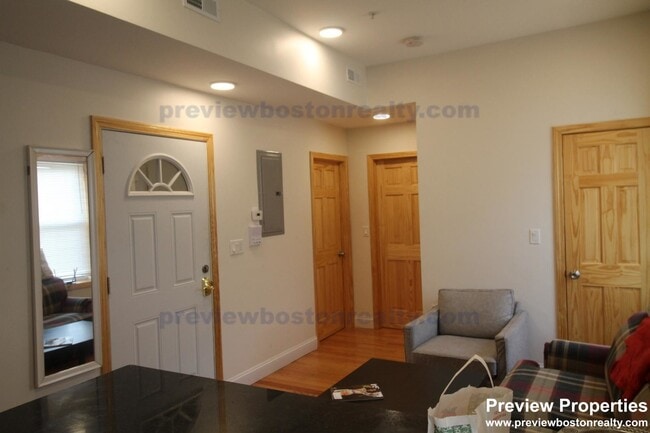 Photo - 20 Winthrop St Unit 2P