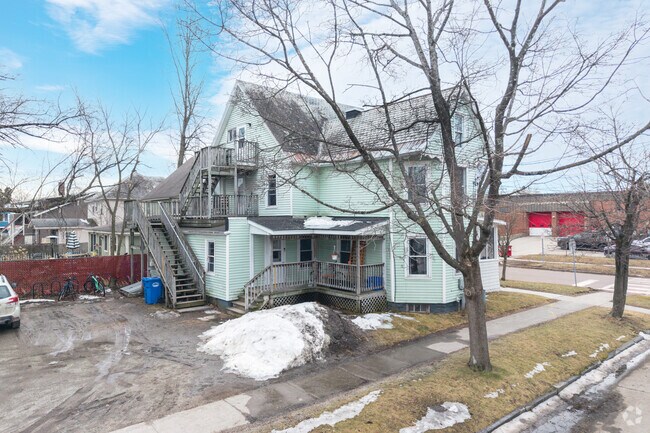 56 Drew St