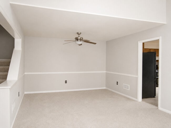 Photo - 118 Henning Dr
