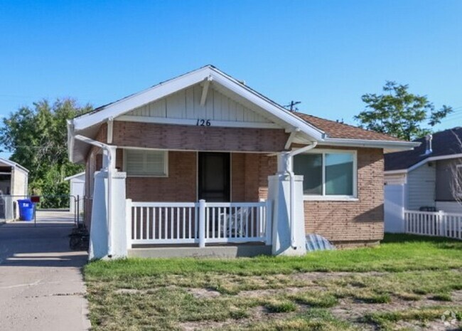 Building Photo - Duplex For Rent in South Salt Lake! Rental