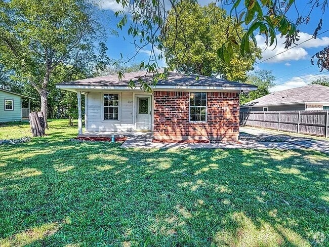 Building Photo - 2723 Baylor Ave Rental