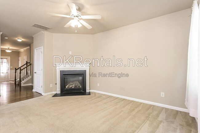 Photo - 4102 Dahlgreen Way
