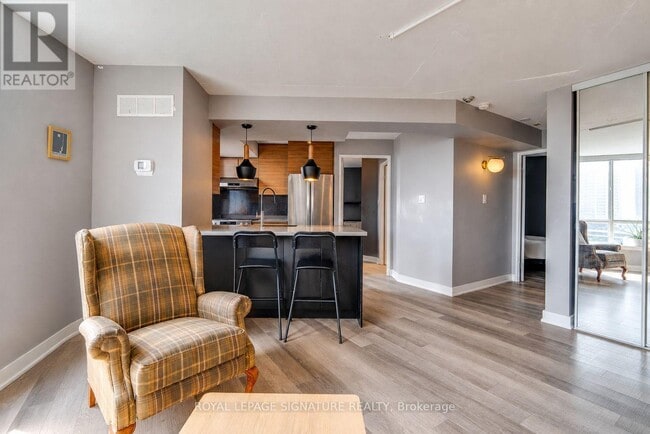 Photo - 801 King St W Unit 1113