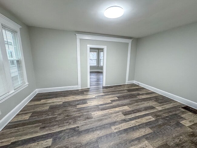 Photo - 318-320 Howard Ave Unit 320-1