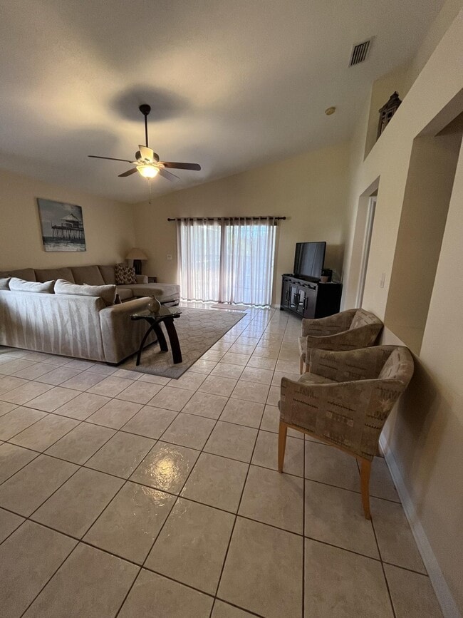 Photo - 4640 Sanibel Way