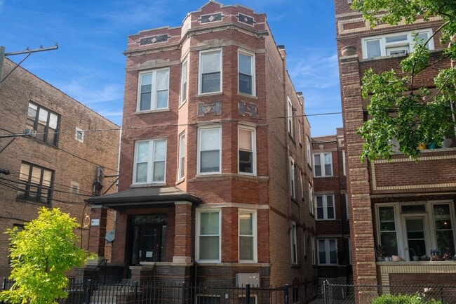 Photo - 2346 W Thomas St Apartment Unit 2R