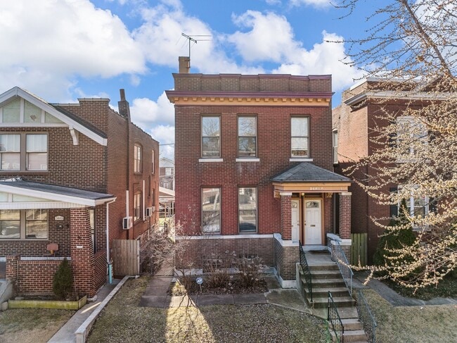 Building Photo - 3452 Humphrey St Unit B