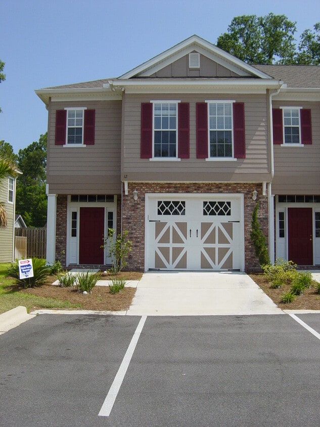 Townhouse In Crawfordville - Townhouse In Crawfordville