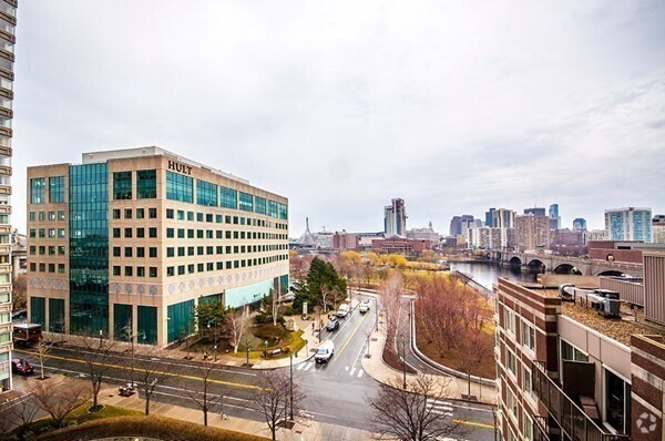 Building Photo - 12-12 Museum Way Unit 1304 Rental