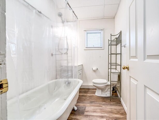 Photo - 766 W Main St