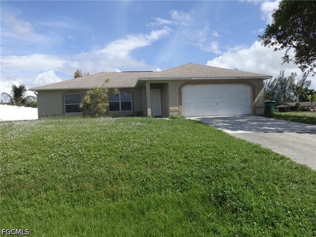 Building Photo - 2231 SW 12th Ave