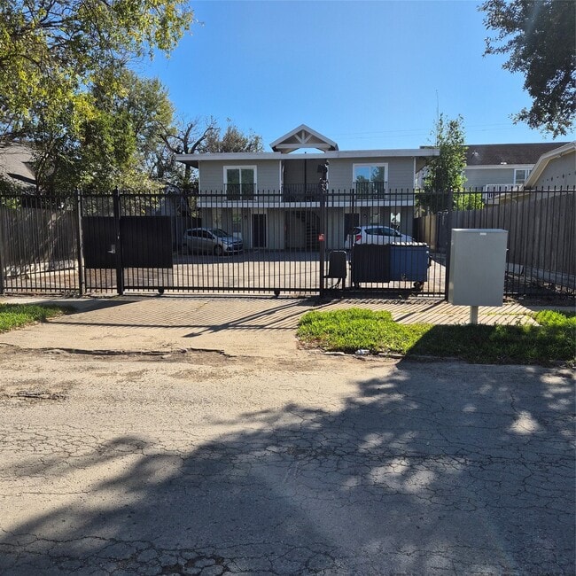 Photo - 1421 Marshall St Unidad 2