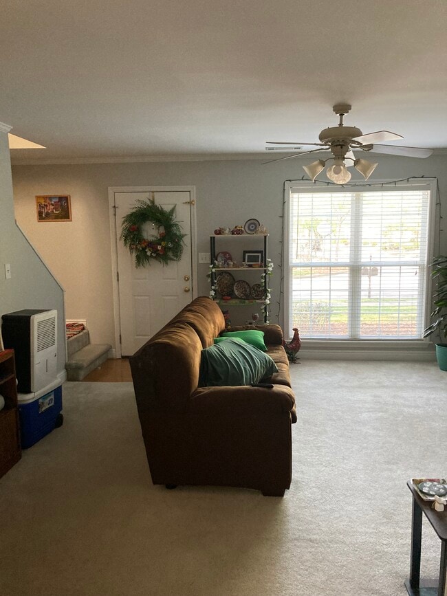 Photo - 231 Littleton Way