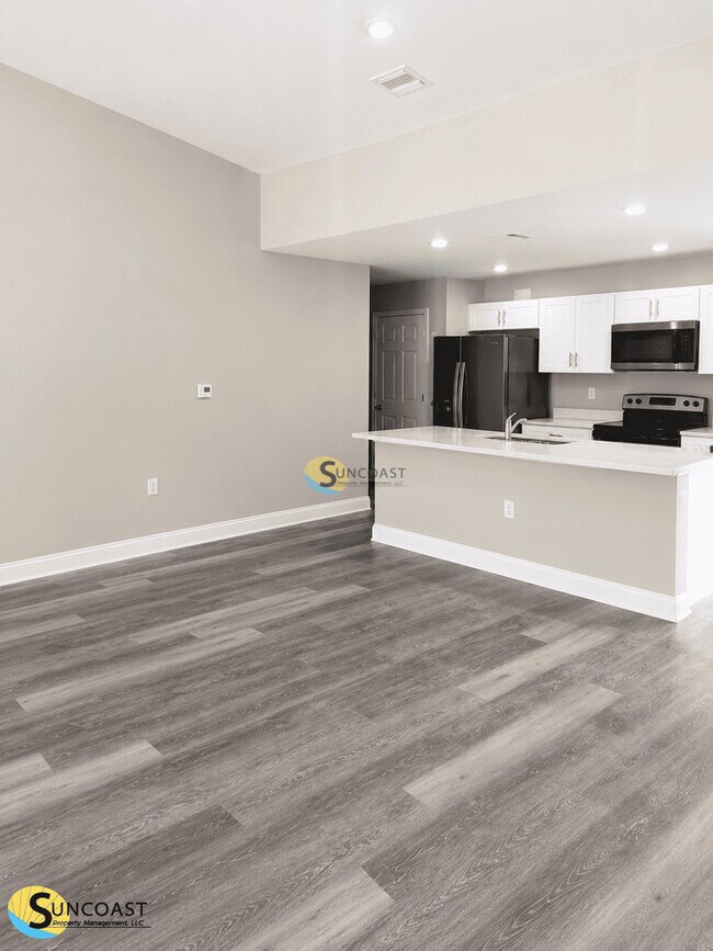 Photo - 2833 Whaling Rd