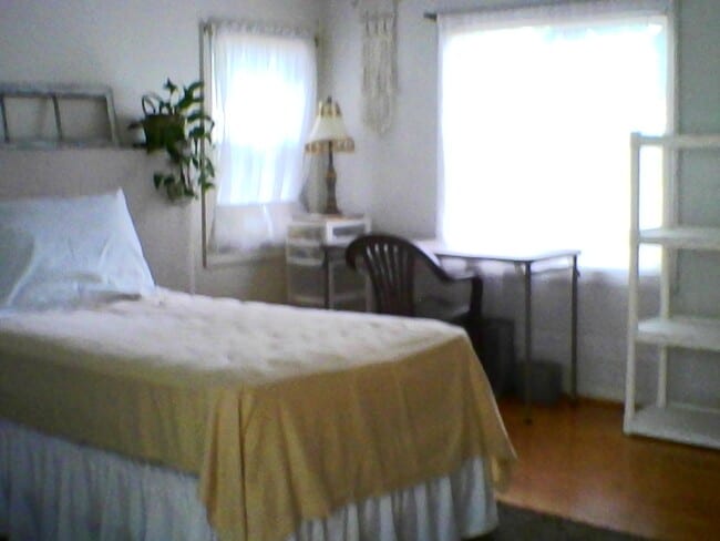 Building Photo - 45 Devens St Unit B Rental
