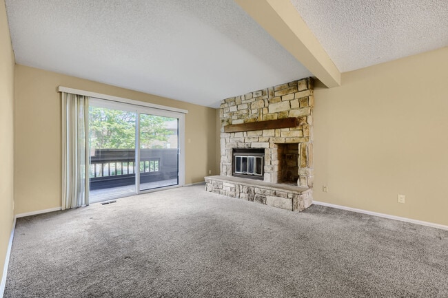 Photo - 1012 Moorings Dr