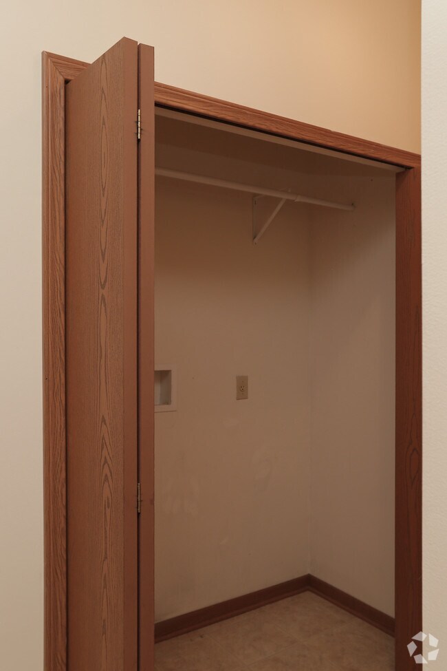 Marsh's Landing Apartments Elyria, OH