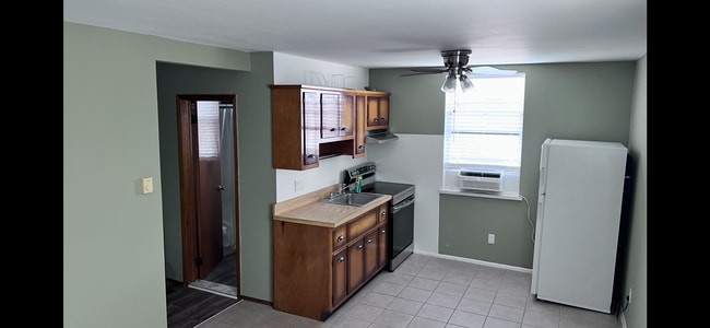 Photo - 2713 S Alder St Unit 2nd Floor