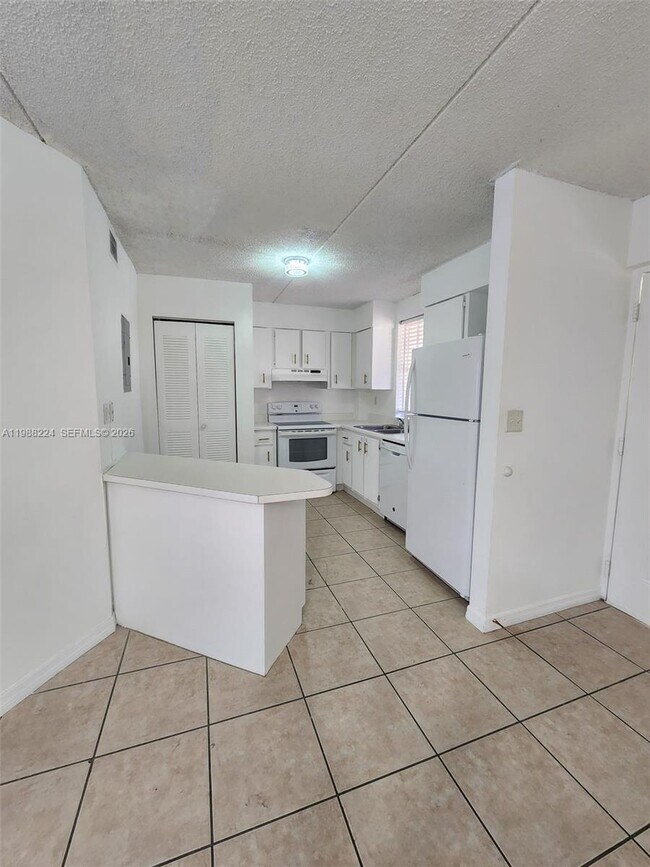 Photo - 6195 NW 186th St Unit 309