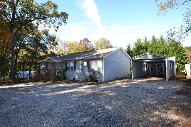 Photo - Great 3 Bedroom 2 Bath rental in a wonderf...