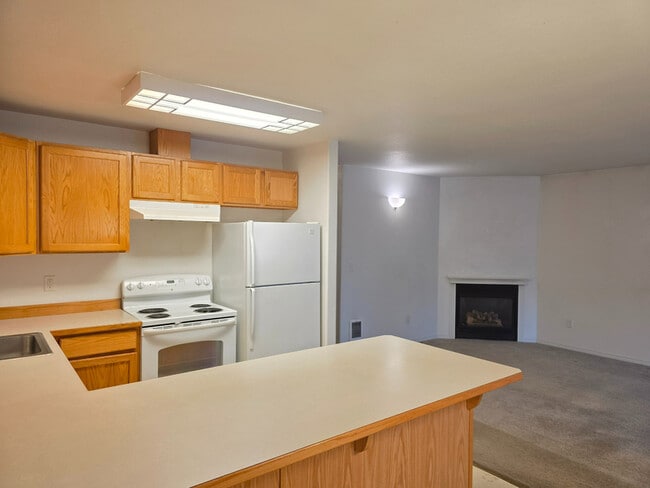 Photo - 931 NE Hidden Valley Dr