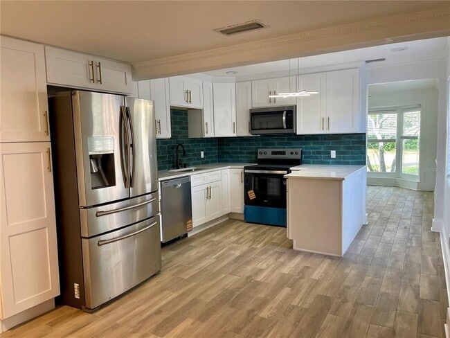 Photo - 2118 S Venus St