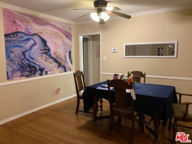 Photo - 8318 Altavan Ave