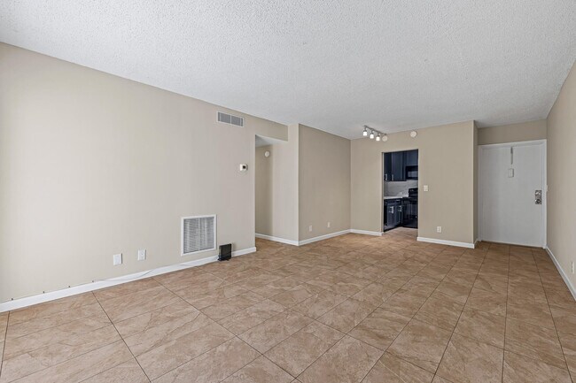 Photo - 608 NW 13th St