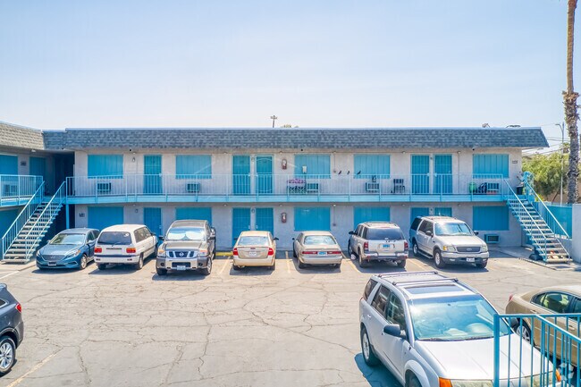 Fremont Palms Apartments