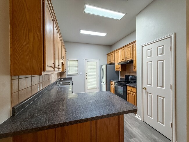 Photo - 3020 Pine Valley Dr