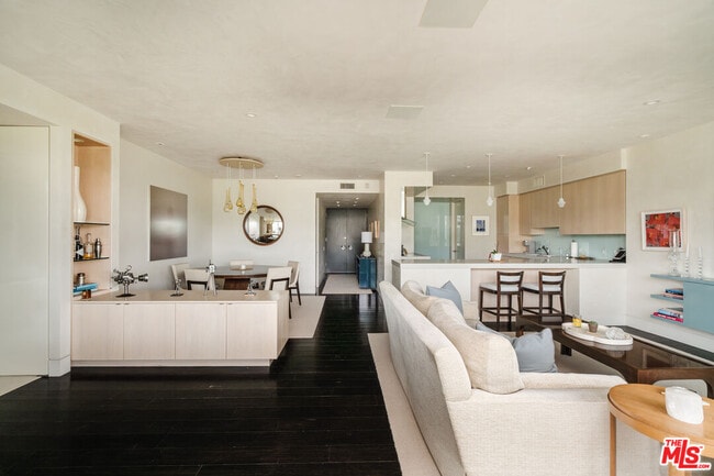 Photo - 9255 Doheny Rd Unit 2603