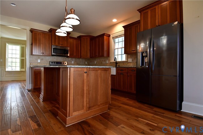 Photo - 12900 River Rd